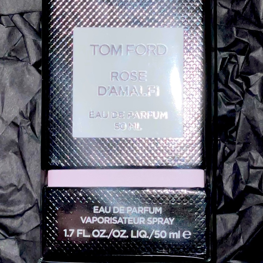 Tom Ford Rose D’Amalfi Eau De Parfum 1.7 oz/50 mL NWT never been opened